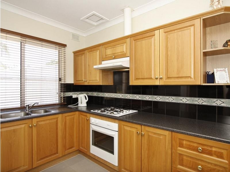 13 Glenda Avenue, Morphett Vale SA 5162