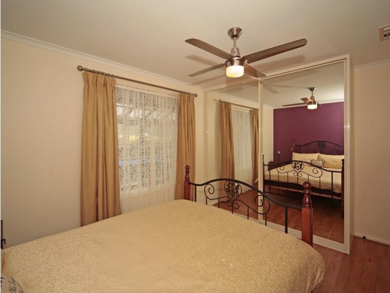 2 Nina Court, Aberfoyle Park SA 5159