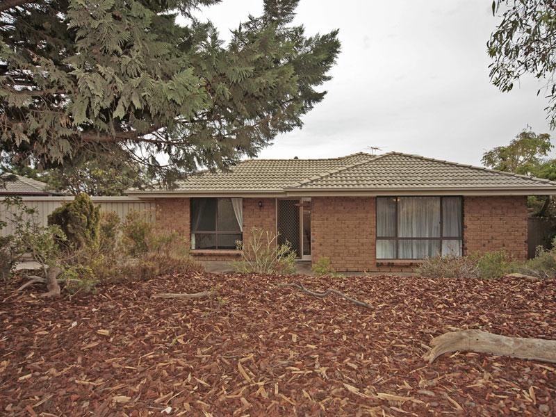 17 Goodrington Way, Moana SA 5169