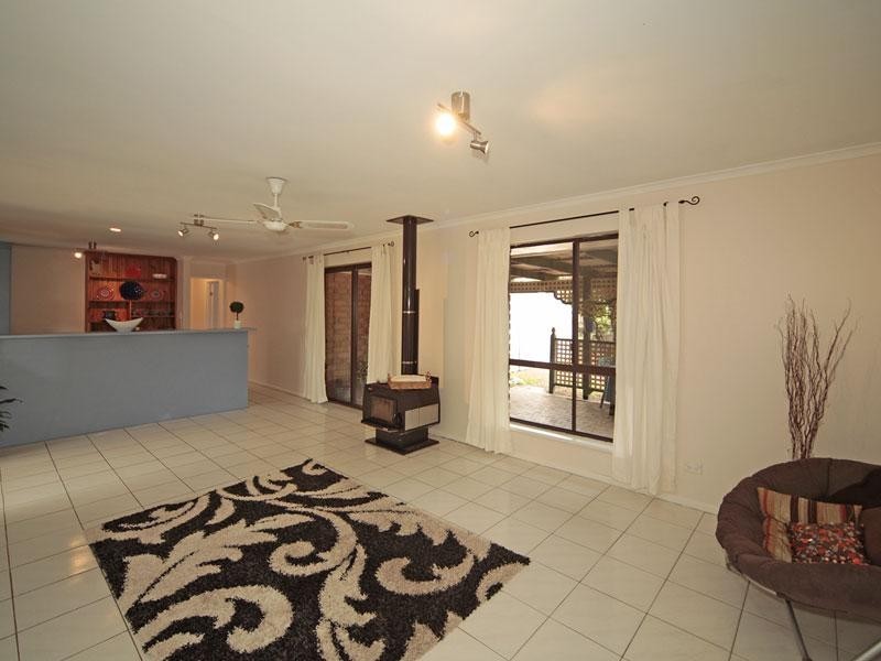 17 Goodrington Way, Moana SA 5169