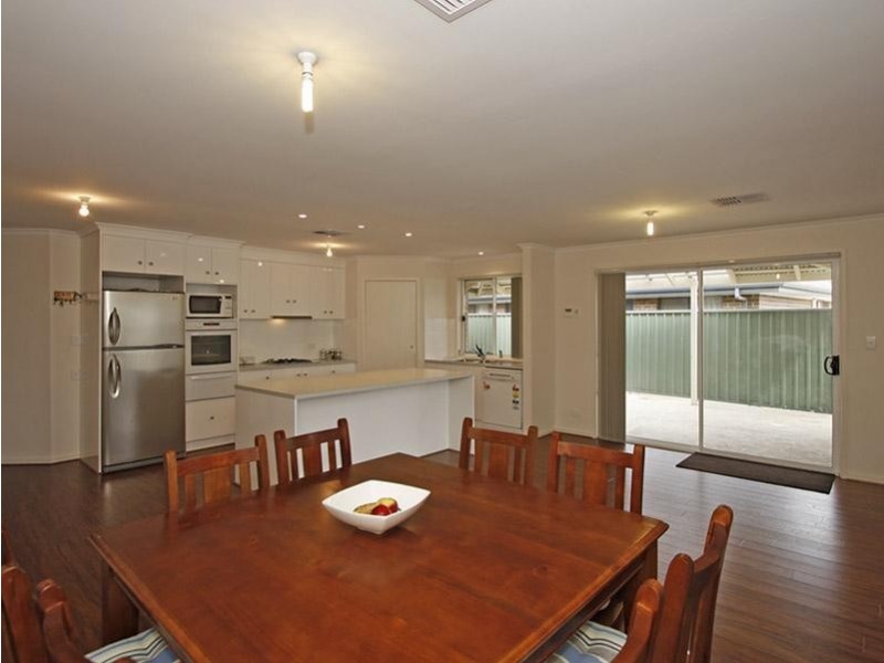 4 Aquamarine Avenue, Aldinga Beach SA 5173