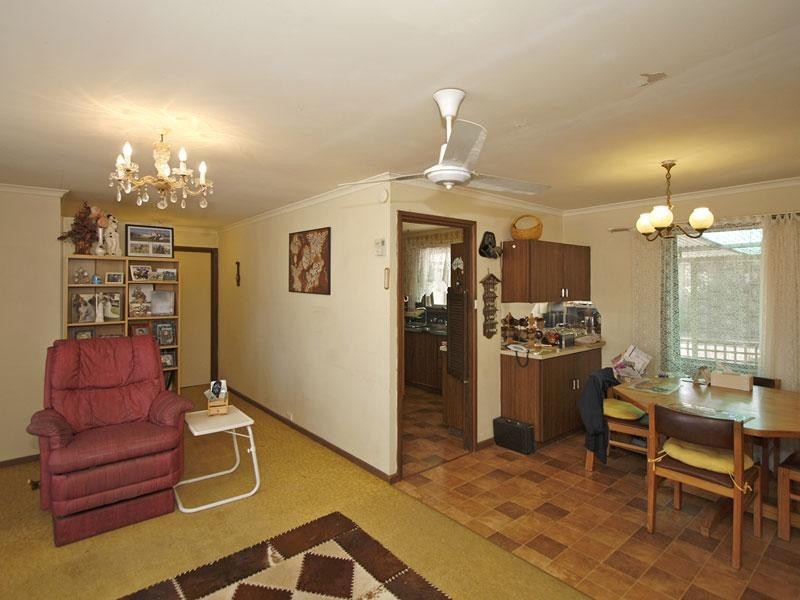 11 Itala Crescent, Hackham West SA 5163