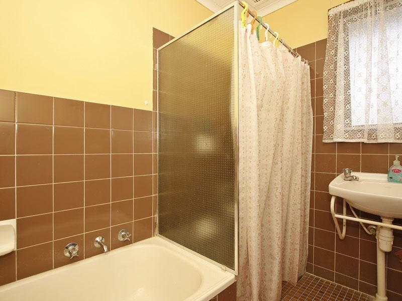 11 Itala Crescent, Hackham West SA 5163