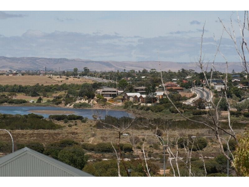 5 Geoffrey Avenue, Port Noarlunga SA 5167