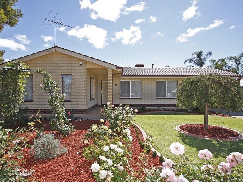 19 Booth Avenue, Morphett Vale SA 5162