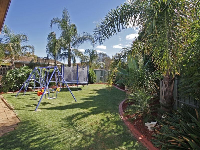 19 Booth Avenue, Morphett Vale SA 5162