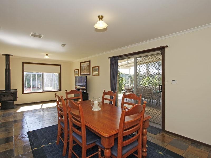 19 Booth Avenue, Morphett Vale SA 5162