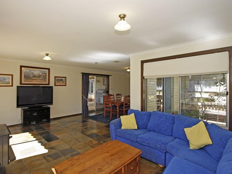 19 Booth Avenue, Morphett Vale SA 5162