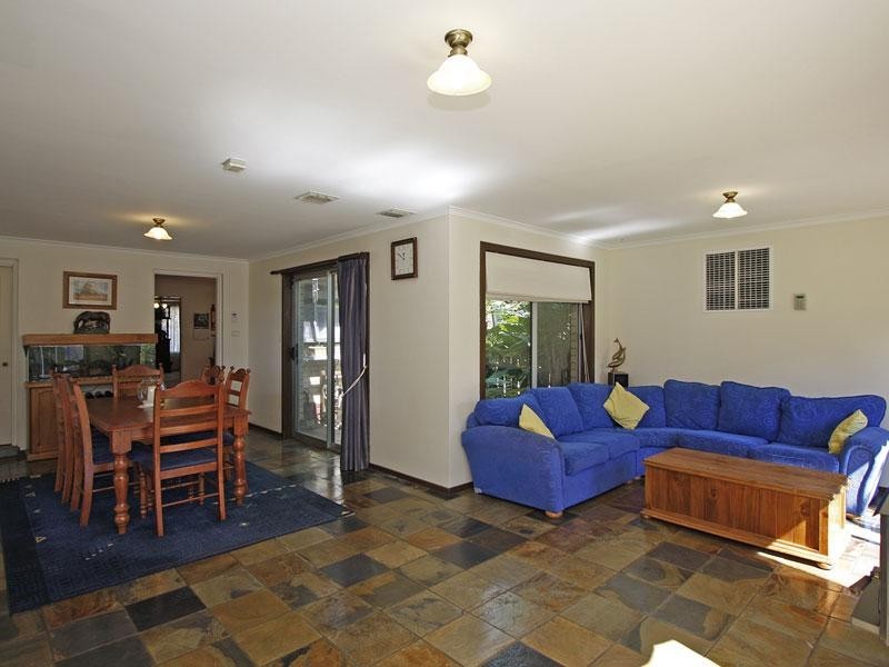 19 Booth Avenue, Morphett Vale SA 5162