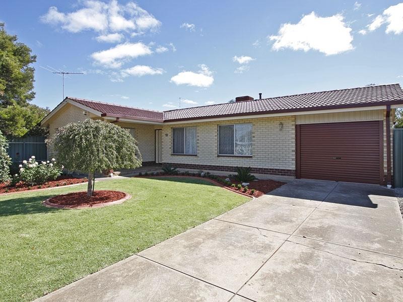 19 Booth Avenue, Morphett Vale SA 5162
