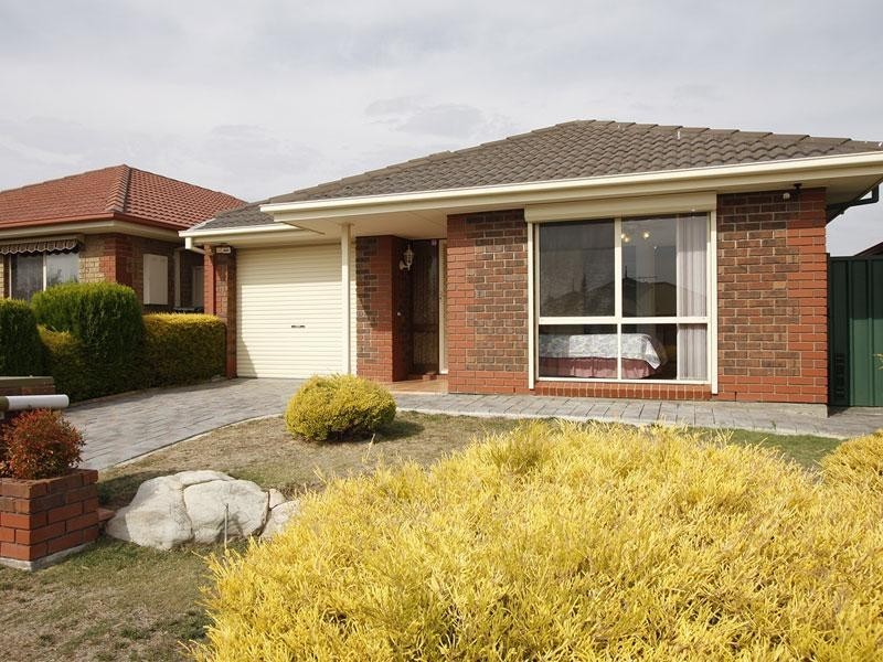 20 Mullen Close, Woodcroft SA 5162