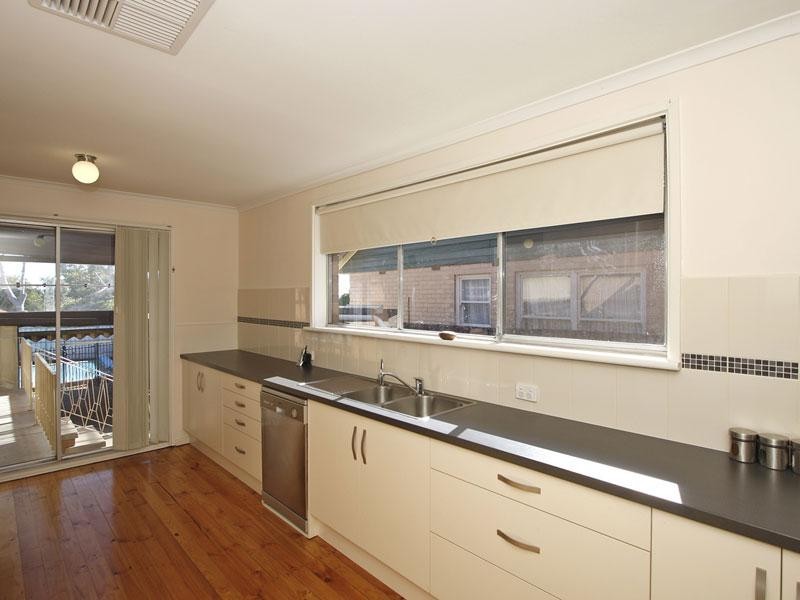 12 Seavista Grove, Christies Beach SA 5165
