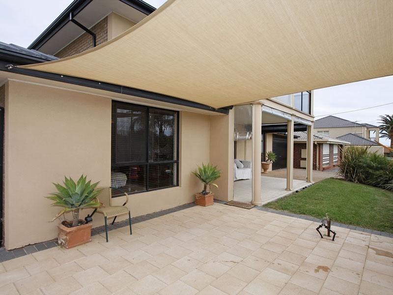 42 Domain Street, Moana SA 5169