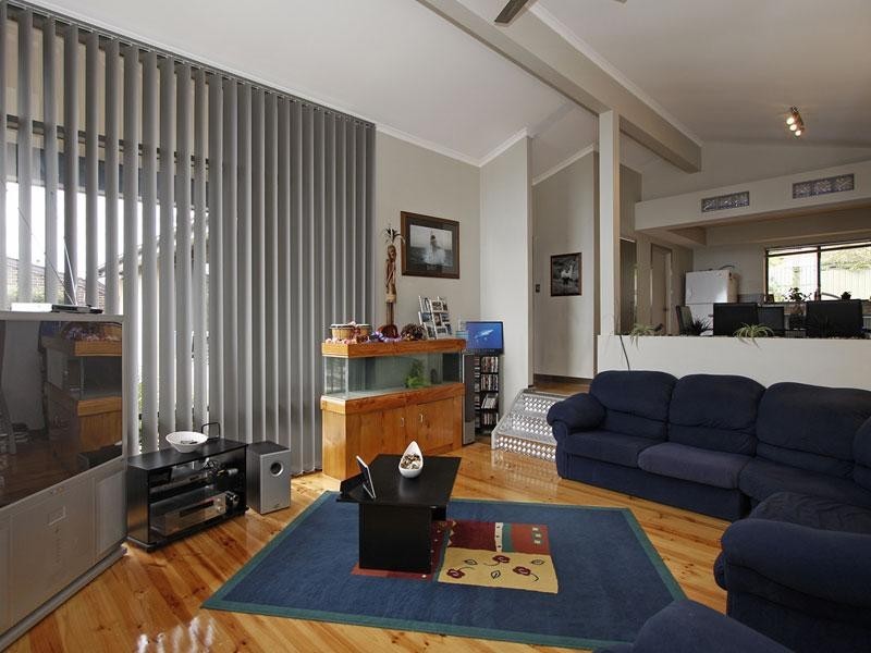 6 Twilight Drive, Happy Valley SA 5159