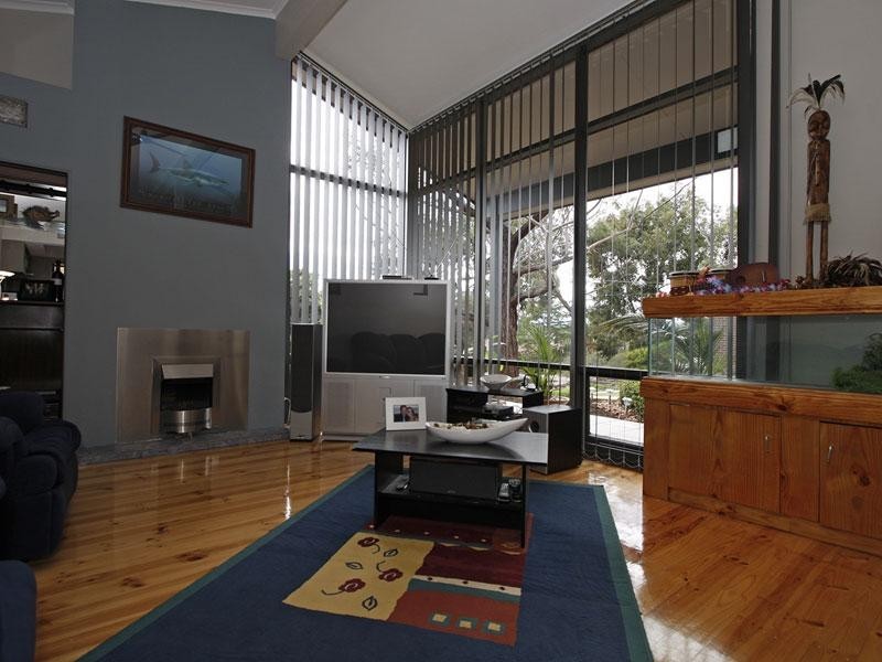 6 Twilight Drive, Happy Valley SA 5159