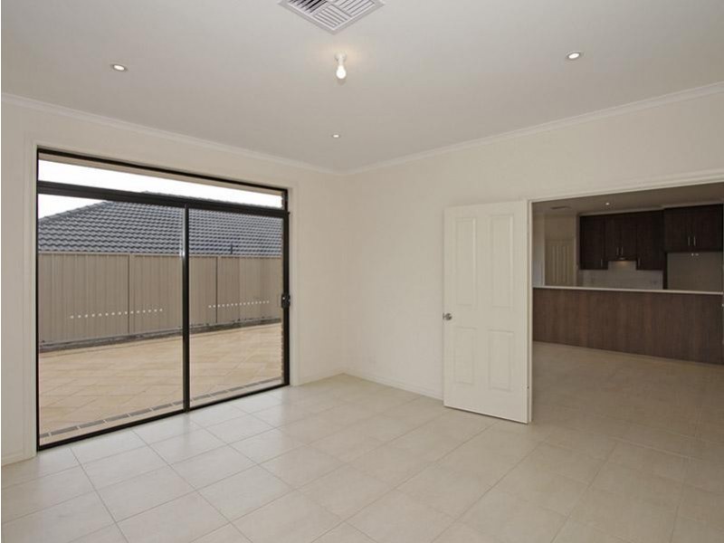 9 Noosa Court, Seaford Rise SA 5169