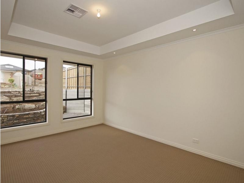 9 Noosa Court, Seaford Rise SA 5169