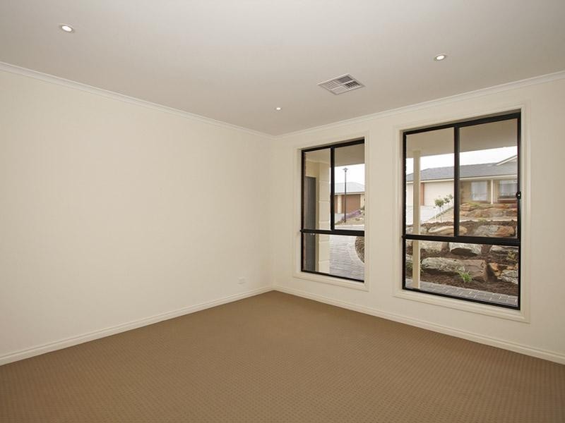 9 Noosa Court, Seaford Rise SA 5169