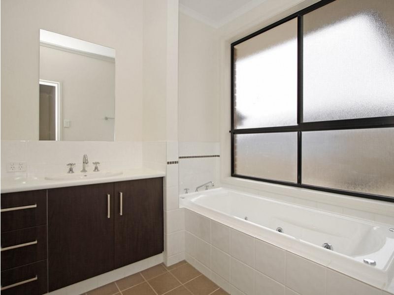 9 Noosa Court, Seaford Rise SA 5169