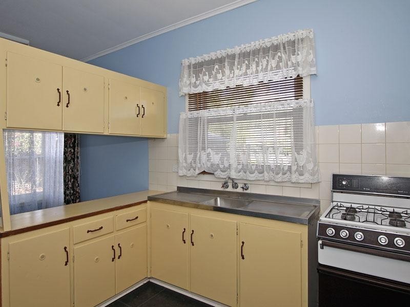 25 Thorne Crescent, Mitchell Park SA 5043