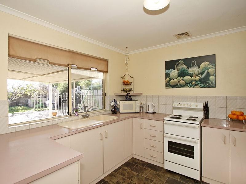 18 Nautilus Square, Seaford Rise SA 5169