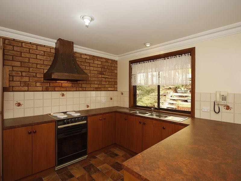 36 McHarg Road, Happy Valley SA 5159