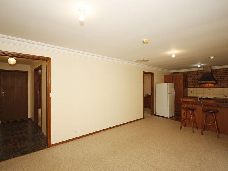 36 McHarg Road, Happy Valley SA 5159