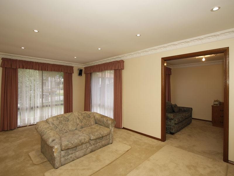 36 McHarg Road, Happy Valley SA 5159