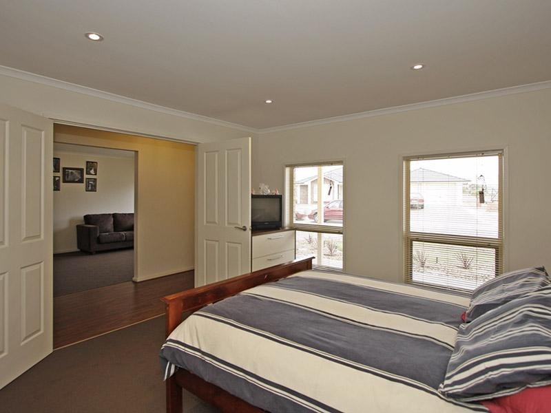 4 Aquamarine Avenue, Aldinga Beach SA 5173