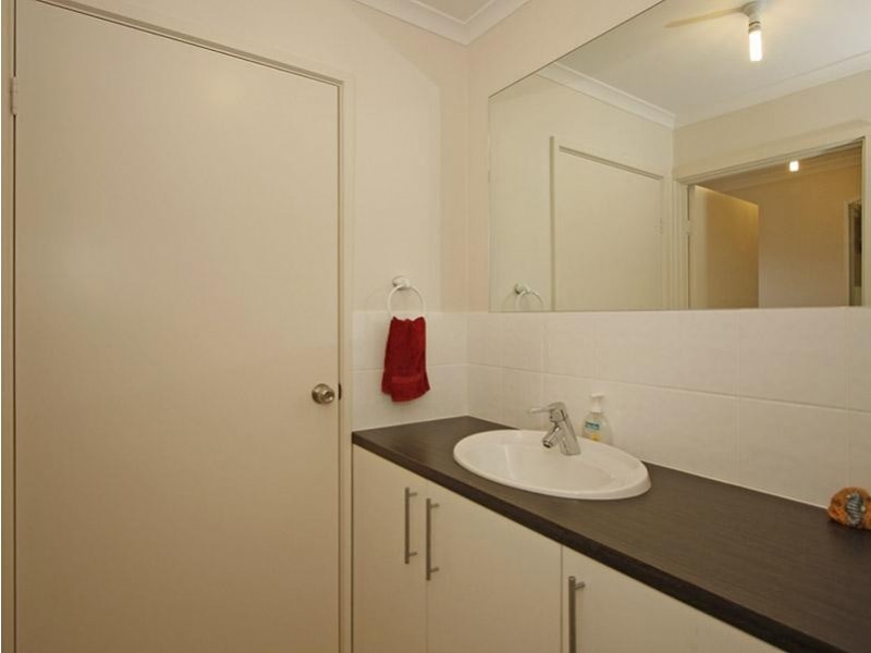 4 Aquamarine Avenue, Aldinga Beach SA 5173