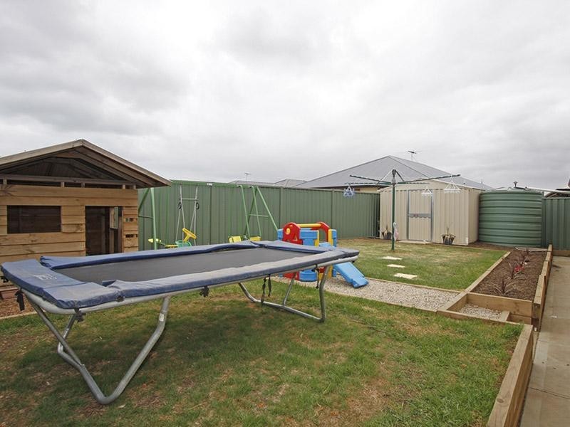 4 Aquamarine Avenue, Aldinga Beach SA 5173