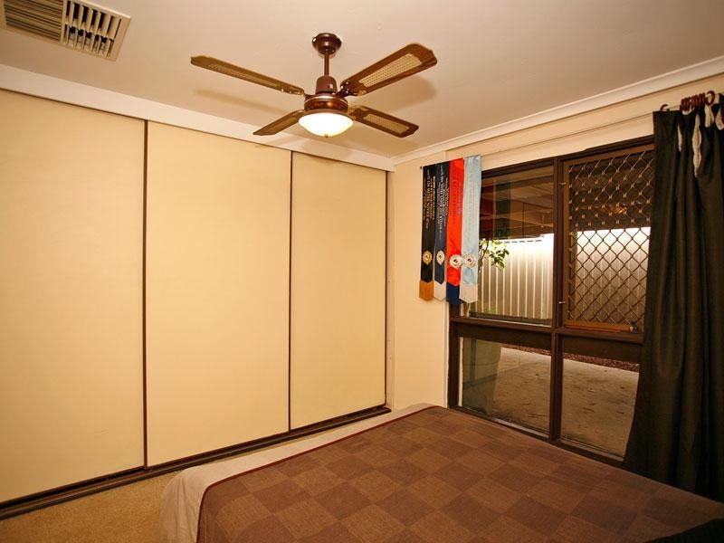 5 Daphne Court, Morphett Vale SA 5162