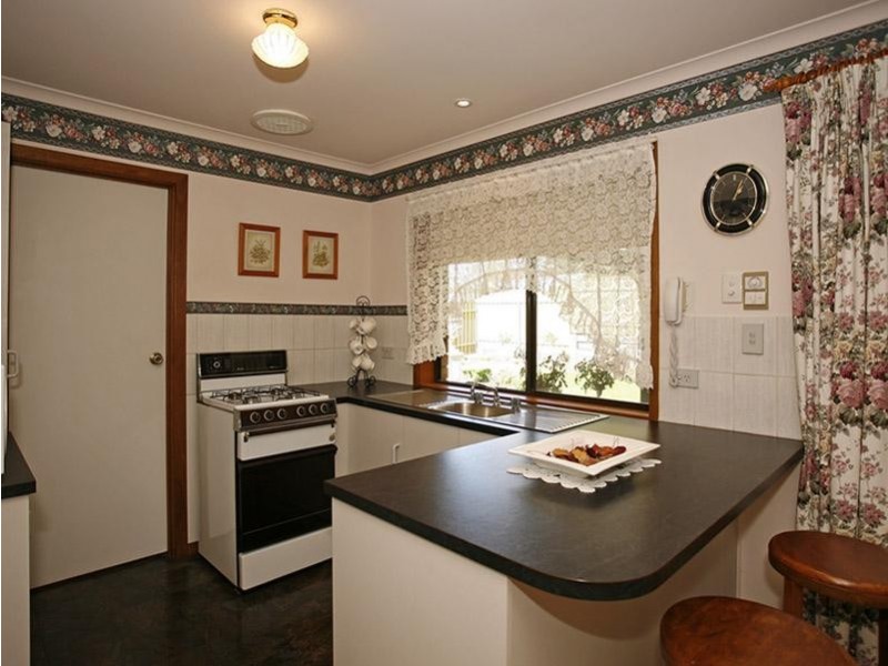 4 Wyman Way, Woodcroft SA 5162