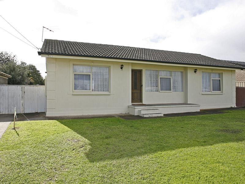 25 Selway Terrace, O’sullivan Beach SA 5166