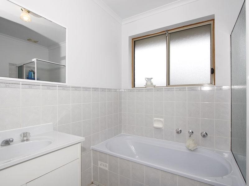 64 Richards Drive, Morphett Vale SA 5162