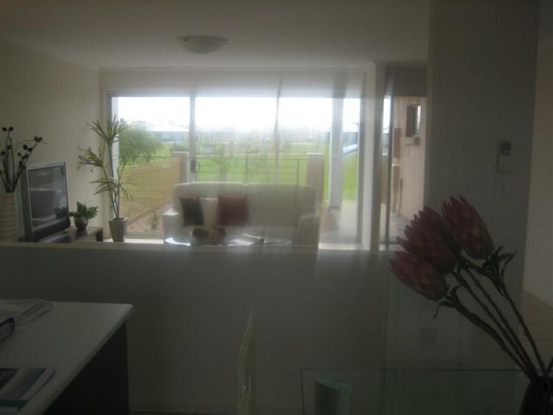 2 Goshalk Walk, Aldinga Beach SA 5173