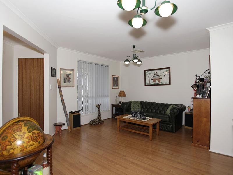 18 Berenwode Circuit, Morphett Vale SA 5162