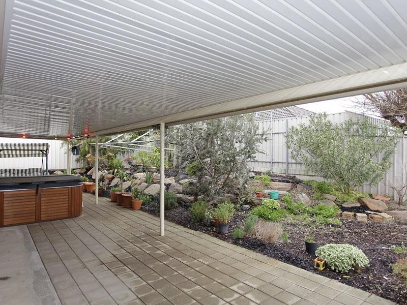 18 Berenwode Circuit, Morphett Vale SA 5162