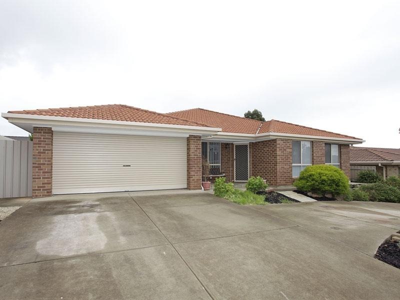 18 Berenwode Circuit, Morphett Vale SA 5162