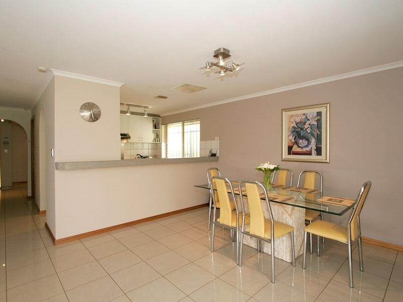 28 Hartog Street, Woodcroft SA 5162