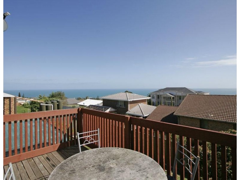 19 Kurrambi Crescent, Hallett Cove SA 5158
