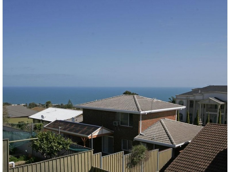 19 Kurrambi Crescent, Hallett Cove SA 5158