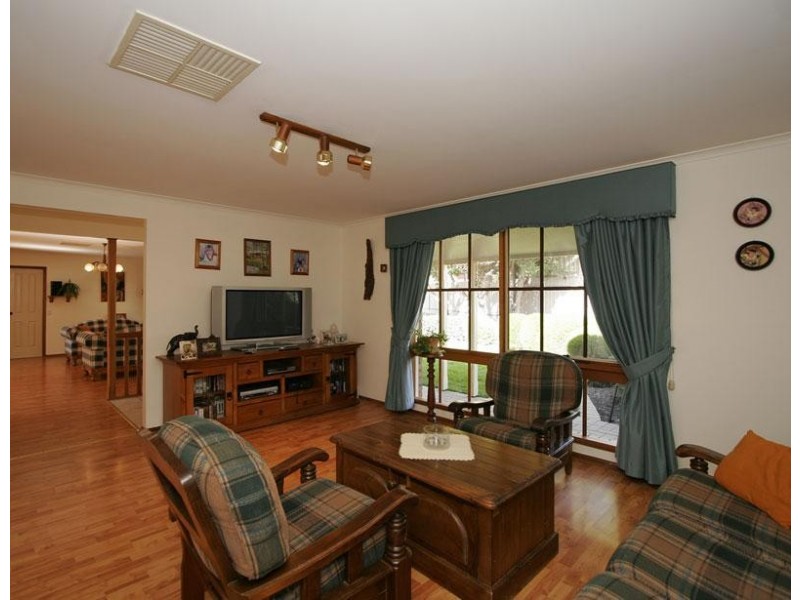 69 Spriggs Road, Onkaparinga Hills SA 5163