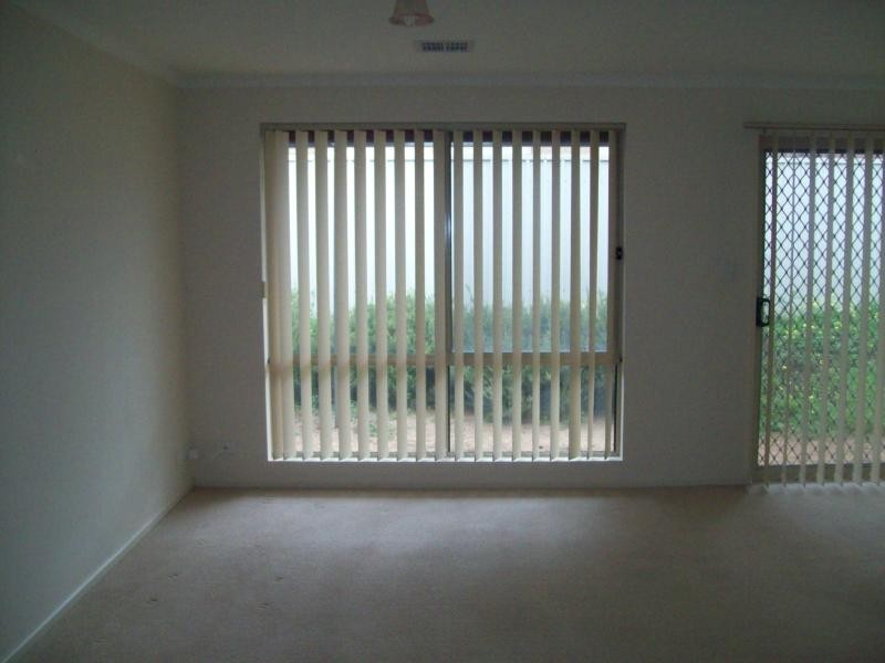 37 Chamberlain Drive, Christie Downs SA 5164