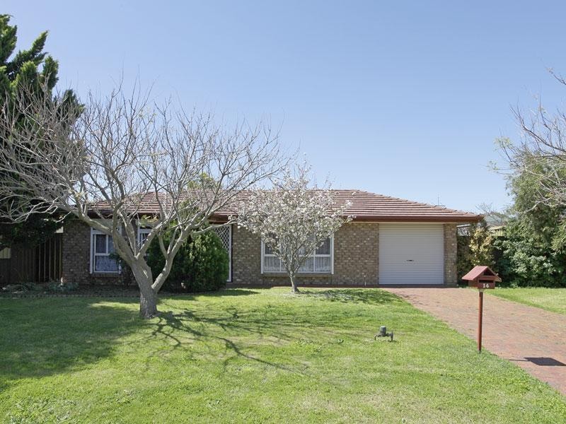 14 Oakridge Rise, Huntfield Heights SA 5163