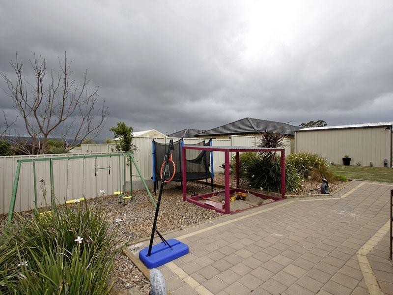 18 Vales Court, Mclaren Vale SA 5171