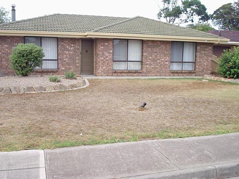 9 Trim Crescent, Old Noarlunga SA 5168