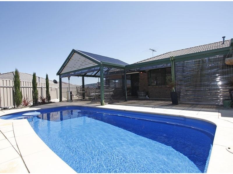 1 Steve Lane, Woodcroft SA 5162