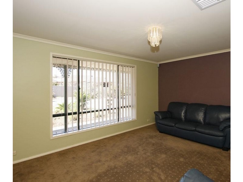 1 Steve Lane, Woodcroft SA 5162