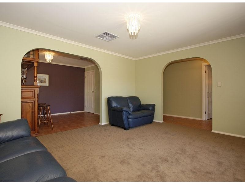 1 Steve Lane, Woodcroft SA 5162